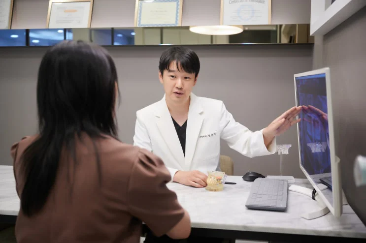 구리 치과 추천, 부모님 모시고 가신다고요? - 환자분께 귀를 기울입니다