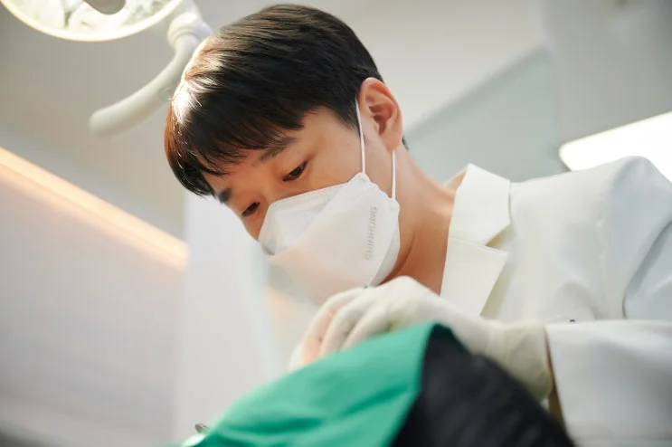 구리 수택동 재수술 임플란트 환자분들의 유형과 원인 - 의료진의 중요성
